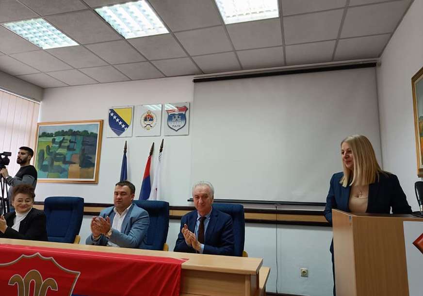Potvrđeno pisanje Srpskainfo: Bivša novinarka novi predsjednik OO SDS Pale (FOTO)