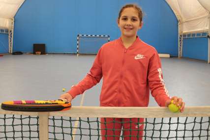 "Volim Sloveniju, ali mi je ovdje najljepše" Mlada teniska šampionka Una Grubešić (12) u Gradiški
