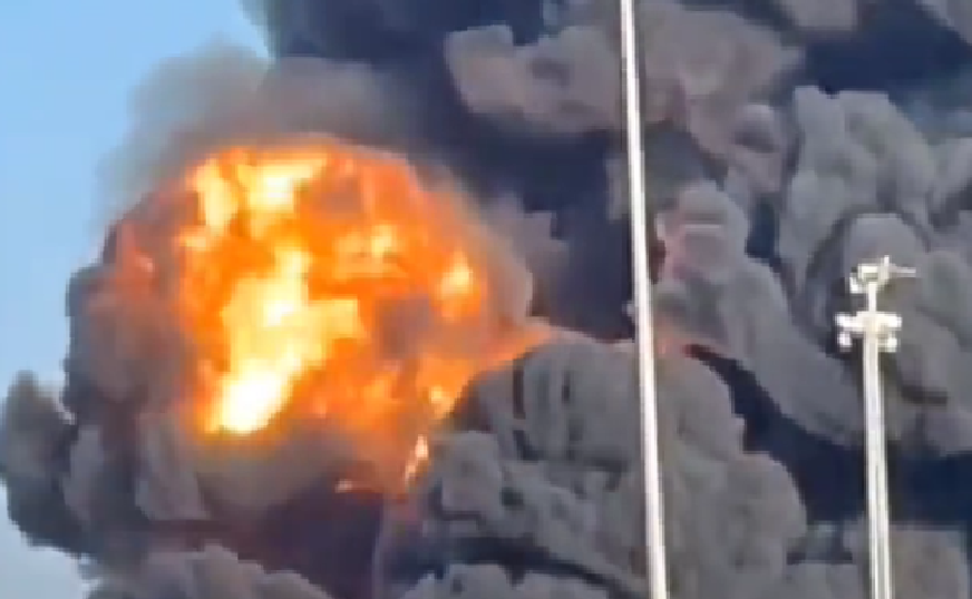 HAOS U FORMULI 1 Bombardovana naftna postrojenja u Arabiji (VIDEO)