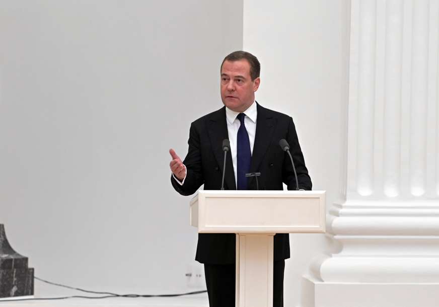 "Prijetnja uvijek postoji" Medvedev objasnio šta bi moglo da dovede do upotrebe ORUŽJA ZA MASOVNO UNIŠTENJE