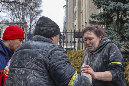 “Ne možemo ranjenike da sklonimo s ulica” Marijupolj pod opsadom, granatiranje NE PRESTAJE