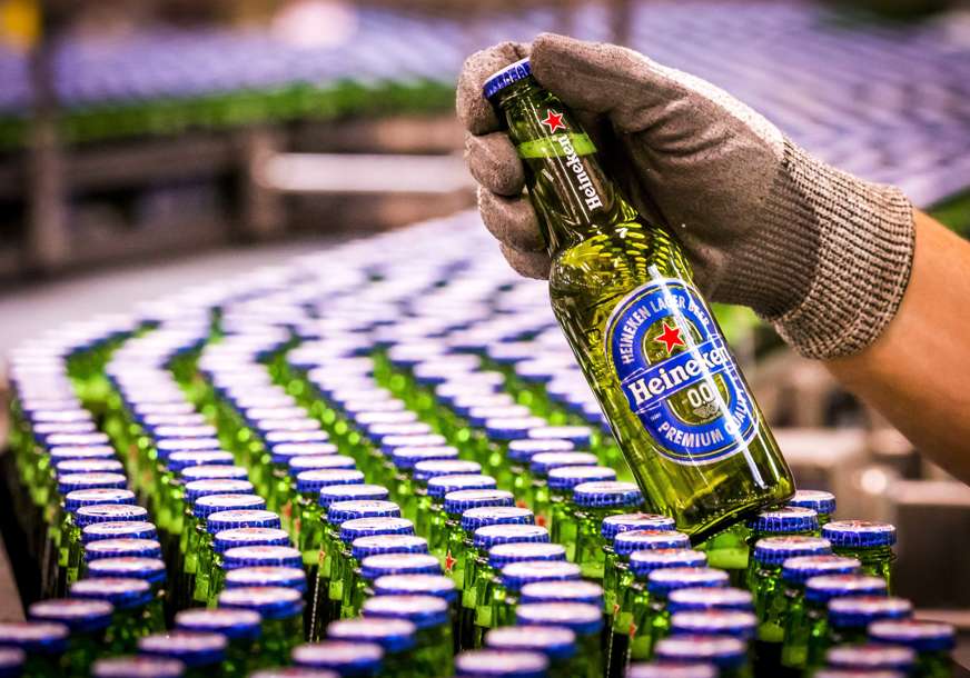 ZAUSTAVLJENE I INVESTICIJE "Hajneken" suspendovao izvoz piva u Rusiju