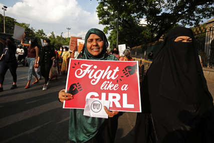 SUD POTVRDIO ODLUKU U Indiji učenicima zabranjeno da nose hidžab u školu