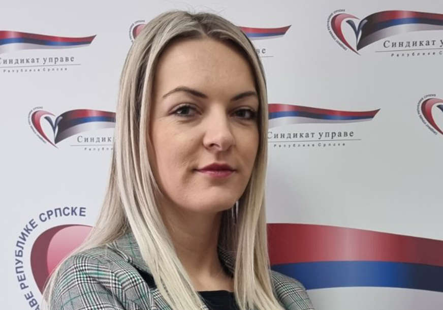 "Karanfil može, ravnopravnost mora" Velika očekivanja od osmomartovske konferencije Aktiva žena Sindikata uprave Srpske