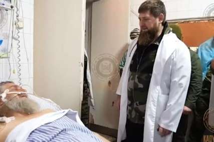 BIZARAN SNIMAK ČEČENSKOG LIDERA  Kadirov u bijelom mantilu posjetio u bolnici čovjeka za kojeg se vjeruje da je ubio Nemcova (VIDEO)