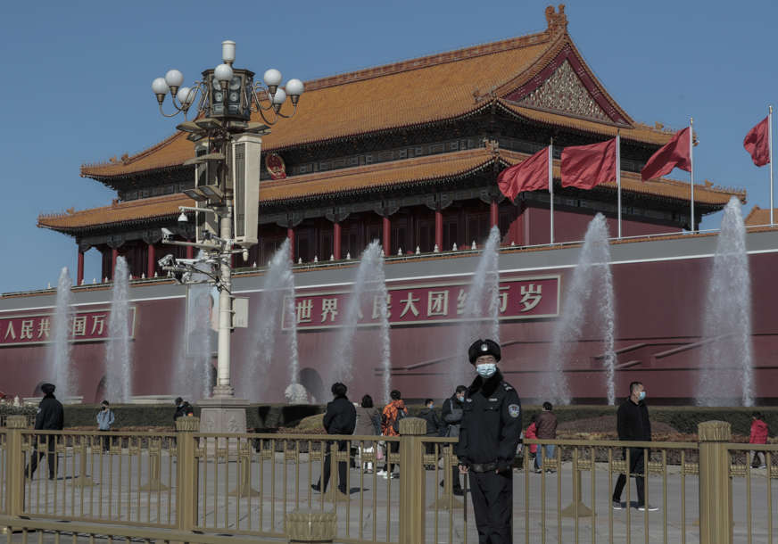 PEKING JASNO ODGOVORIO “Amerika nema pravo da uvede takozvane sankcije kineskim kompanijama”