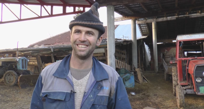Doktor veterine se bavi poljoprivredom: Milija se vratio u svoje selo, gaji stoku i obrađuje zemlju (FOTO)