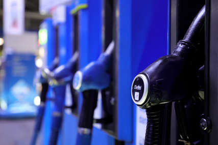 Vrtoglave cijene goriva u regionu: Ko plaća najskuplji bezolovni benzin, a ko eurodizel