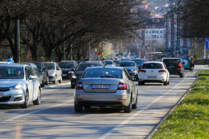 SLAVE PUNOLJETSTVO Više od 450.000 registrovanih vozila u Srpskoj