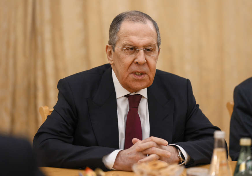 Lavrov tvrdi “Nema razloga da se od Kijeva očekuje ispunjavanje obaveza”