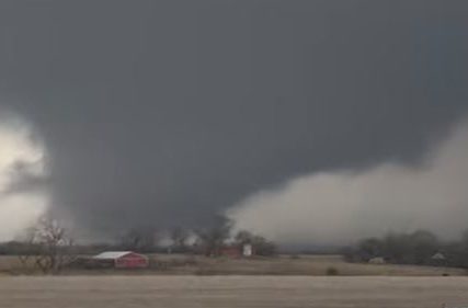Čitavo naselje porušeno: Tornado u Teksasu nosi sve pred sobom