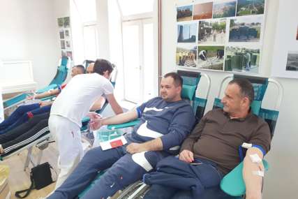 “HUMANOST PRIJE SVEGA” Akcija dobrovoljnog davanja krvi u Ugljeviku okupila više od 150 davalaca (FOTO)