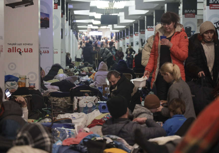 POBJEGLI OD RATNIH RAZARANJA Najmanje 10 miliona ljudi napustilo svoje domove u Ukrajini