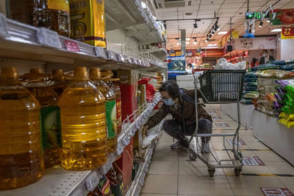 Kriza stigla u grčke supermarkete: Ograničena prodaja brašna i suncokretovog ulja, POTRAŽNJA TRI PUTA VEĆA