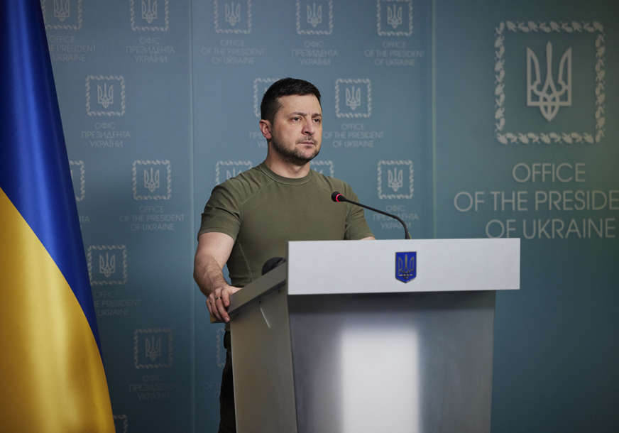 “NEMAM VREMENA ZA IZDAJNIKE” Zelenski kaže da je situacija u Donbasu ekstremno teška, smijenio i dva člana bezbjednosne službe