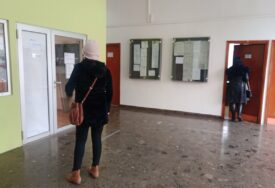 Niži rukovodilac ima direktorsku platu: Revizori našli BROJNE NEPRAVILNOSTI u Zavodu za zapošljavanje Srpske