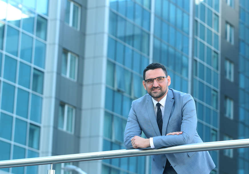 Ministar Klokić za Srpskainfo: Pozivam dijasporu da se prijavi u Registar, okupljamo se za uzajamno KORISNE PROJEKTE