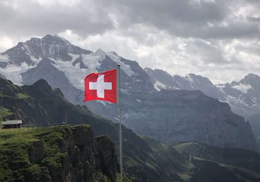Švajcarska OSTRVO BLAŽENSTVA: Inflacija na minimalnom nivou i nema straha od recesije