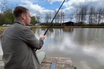 “Ko Žika Pavlović sam” Stanivuković se pohvalio ulovom na pecanju (VIDEO)