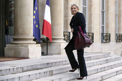 "Nećemo biti američki protektorat" Le Pen poručuje da ako pobijedi na izborima FRANCUSKA IZLAZI IZ NATO