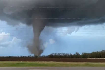 Tornado odnio 2 života: Snažno nevrijeme zahvatilo SAD