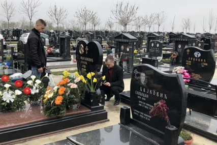 Godišnjica smrti Jelene Marjanović: Na groblje došao  suprug OPTUŽEN ZA NJENO UBISTVO (FOTO)