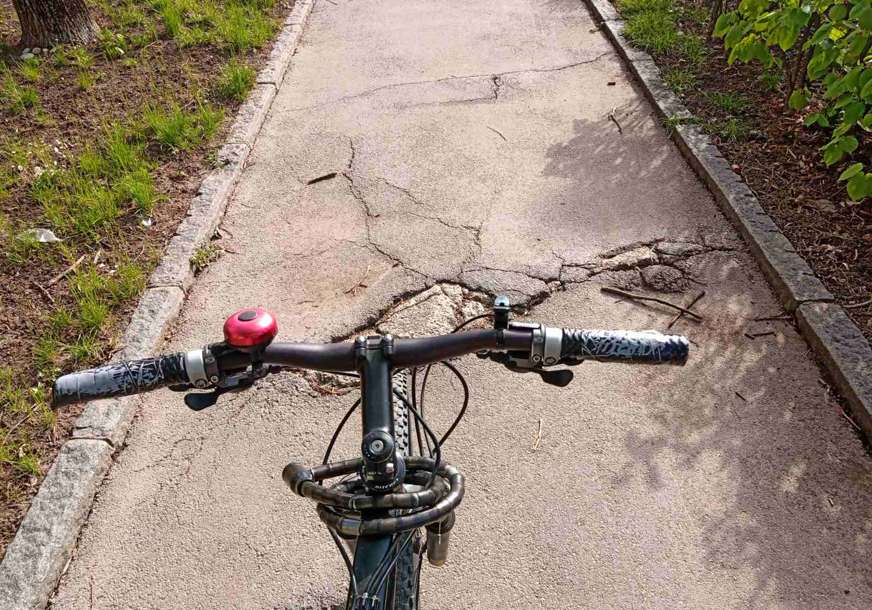 Bezbjednija i lakša vožnja: Obilježene biciklističke staze na dijelu Karađorđeve ulice