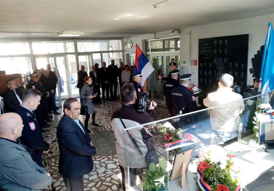 OBILJEŽEN DAN POLICIJE Širom Srpske odata počast poginulim pripadnicima MUP