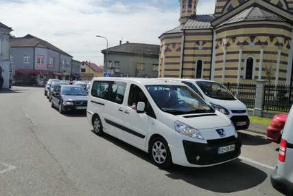 Ne čeka se suže od 30 minuta: Pojačana frekvencija vozila na graničnom prelazu Gradiška
