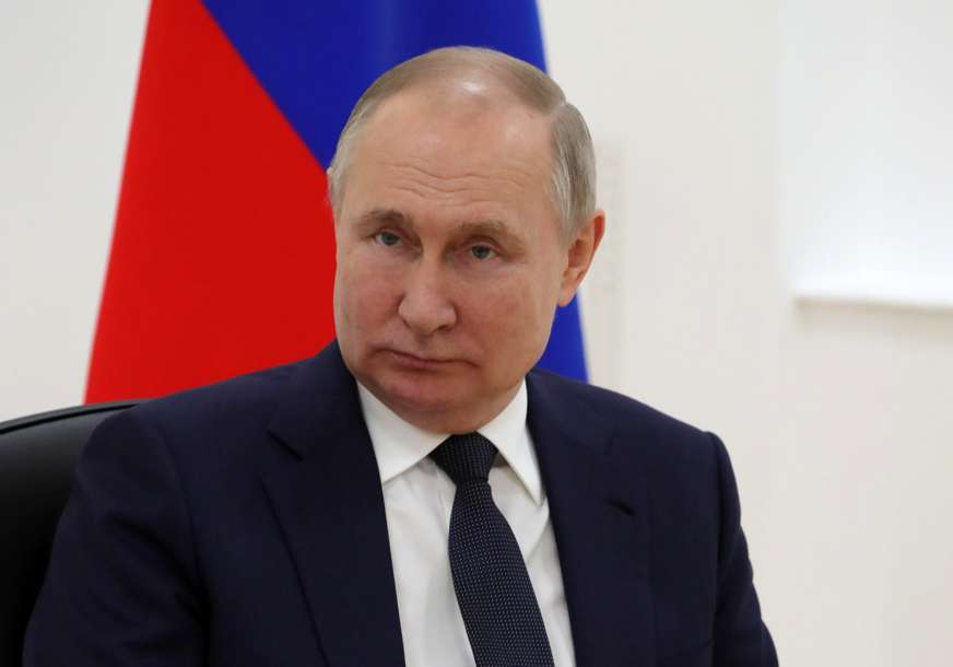 “Želim Vam dobro zdravlje i blagostanje” Putin Makronu čestitao ponovni izbor za predsjednika