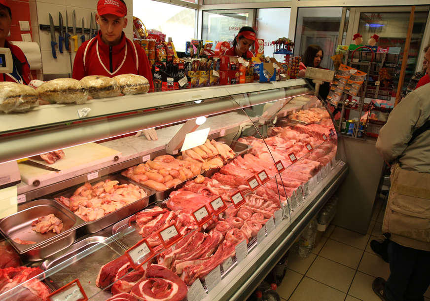 Kriza tjera na NEZAPAMĆENA ODRICANJA: Na trpezi manje mesa, ali i hljeba