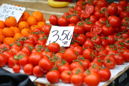 Čuvate li paradajz u frižideru: U jednom slučaju to nije dobra ideja
