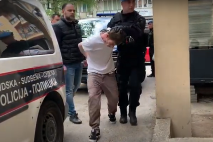 EKSPRESNA REAKCIJA POLICIJE Osumnjičeni za ubistvo i podmetanje požara u Sarajevu predati u tužilaštvo (VIDEO)