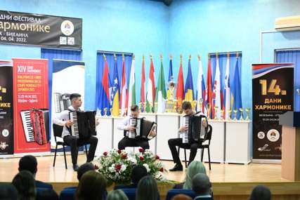 Otvoreni "Dani harmonike" u Ugljeviku: Festival okupio više od 200 takmičara (FOTO)