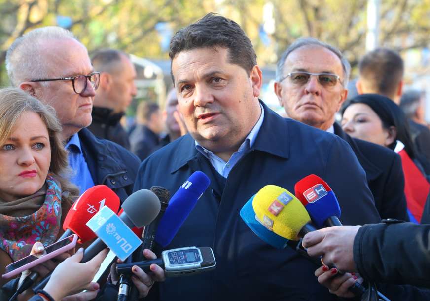 Stevandić o narodnom skupu "Sloboda": Pokazali smo da u srpskom narodu nema pukotina i da postoji maksimalna sabornost