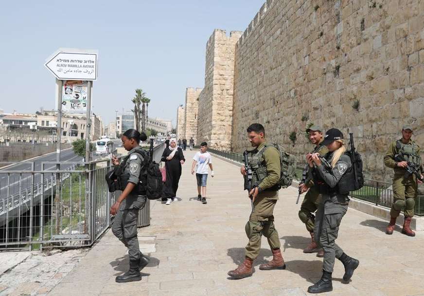 Najmanje 20 povrijeđenih: Nakon molitve u džamiji Al-Aksa izbio sukob između izraelske policije i Palestinaca
