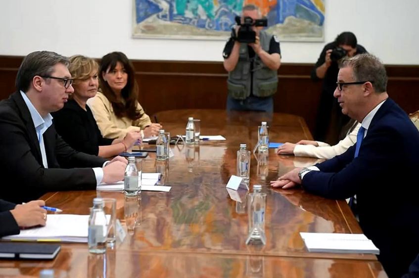 Vučić se sastao sa Bramercom: Što prije riješiti pitanje nestalih osoba