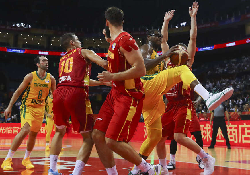 ODLUKA U SUBOTU Crna Gora na Evrobasketu umjesto Rusije?