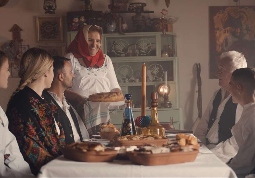 Promocija tradicije, običaja i srpske duhovnosti: Novi spot za pjesmu “Đurđija” Danice Crnogorčević snimljen u Lijevču (FOTO)