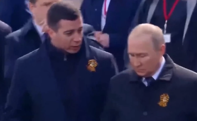 Da li je ovo Putinov nasljednik? Na proslavi Dana pobjede sve oči su bile uprte u OVOG MLADIĆA