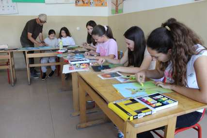 Škola crtanja i slikanja u Gradiški: Mladi talenti u svijetu umjetničke čarolije (FOTO)