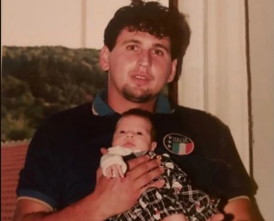Neprepoznatljivi: Ovako su kontroverzni otac i kćerka izgledali prije 26 godina (FOTO)