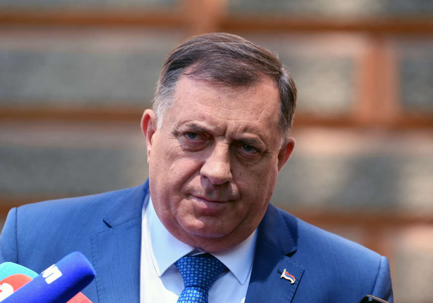 "Ponaša se razjareno" Dodik ističe da je Šmit pobjesnio zbog Izbornog zakona (VIDEO)
