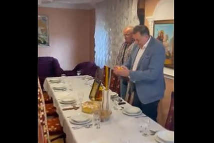 “Očitali smo slavu i lomili kolač” Dodik slavi Đurđevdan, a veselje je veće zbog nove unuke (VIDEO, FOTO)