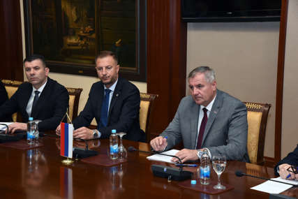 Višković na sastanku sa delegacijom EBRD "Modernizacija željezničkog koridora pet ce bi imala veliki značaj" (FOTO)