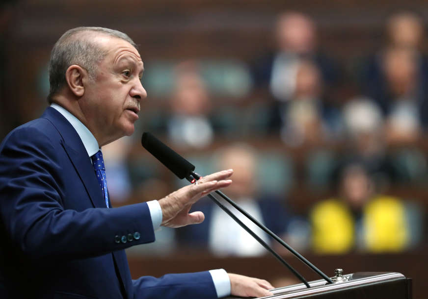 "Uprkos inflaciji" Erdogan poručio da će njegova vlada nastaviti sa smanjivanjem kamata