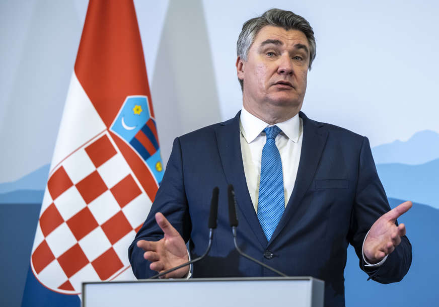 Milanović kritikovao EUFOR "Zašto Hrvatska ne može slati vojnike u BiH, a oni koji su napravili sav nered mogu"