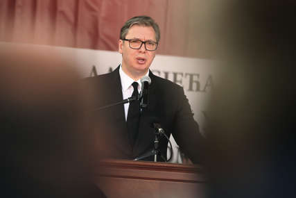 “Čuvaćemo pravo samostalnog odlučivanja” Vučić poručio da će Srbija sačuvati mir, uprkos velikim pritiscima