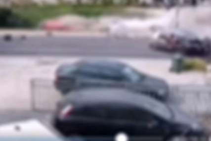 Vozila letjela po putu: Stravičan sudar tri automobila (VIDEO)