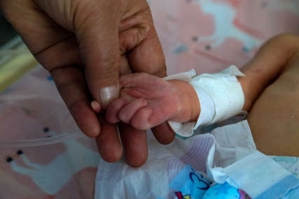 “BEBE SU DOBRO” Šeranić poručio da su novorođenčad zaražena u gradiškoj bolnici stabilnog zdravlja